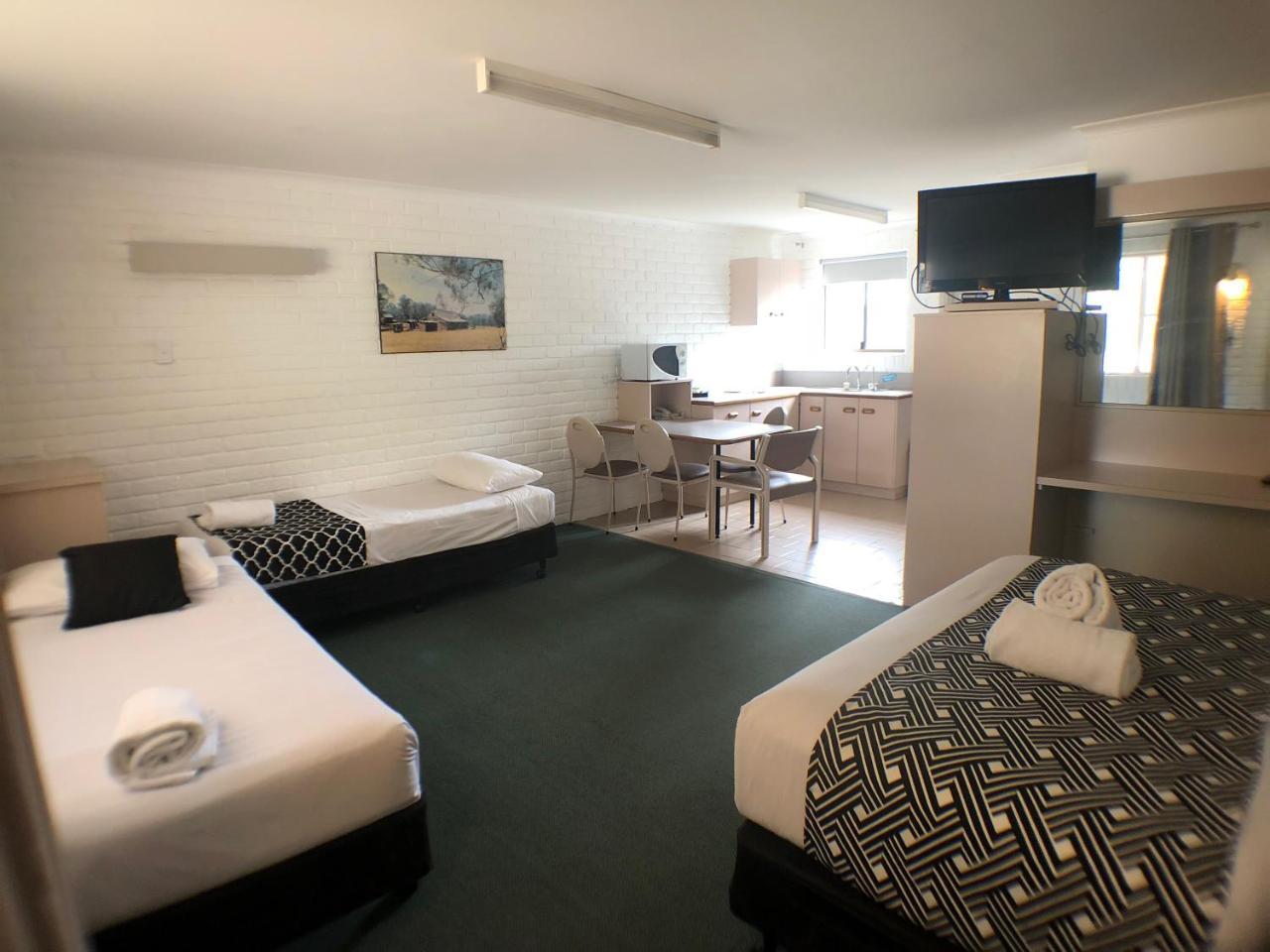 Jacaranda Place Motor Inn Toowoomba Εξωτερικό φωτογραφία